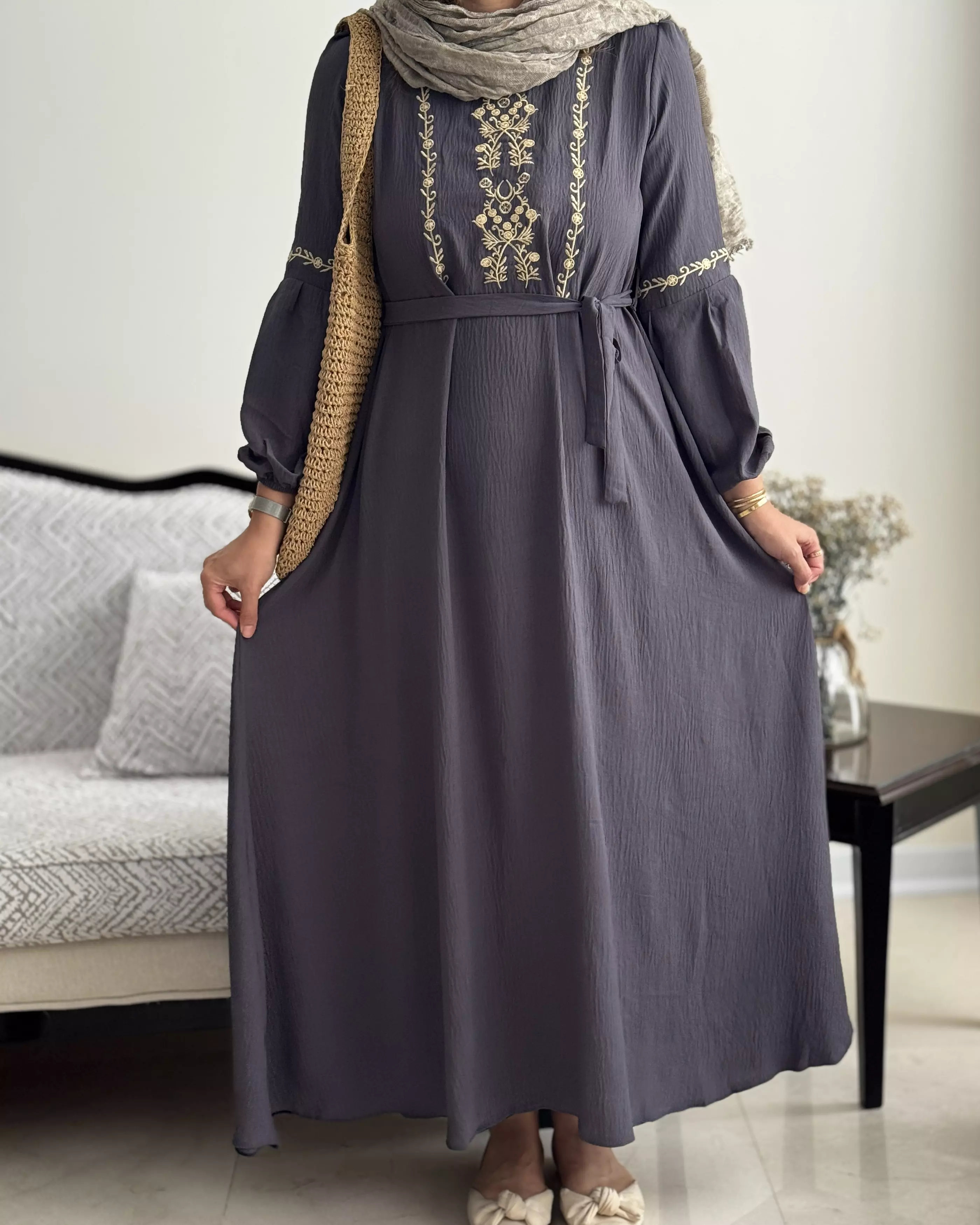 پیراهن گلدوزی سرمه